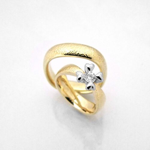 ROYAL HEART ROYAL HEART