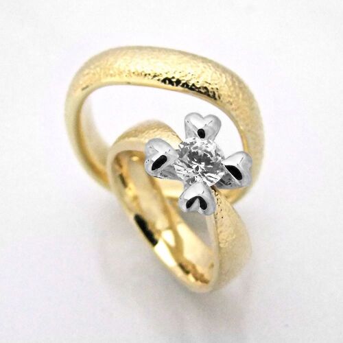 ROYAL HEART ROYAL HEART