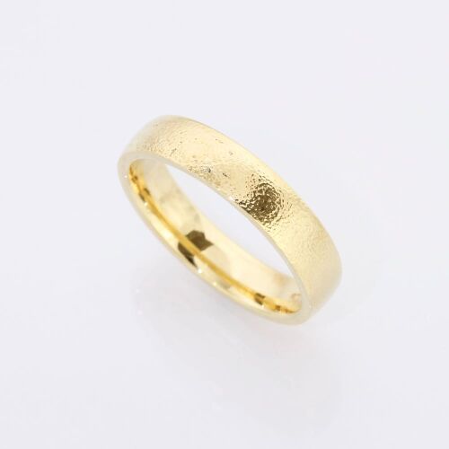 ROMANTIC SQUARE ROMANTIC SQUARE