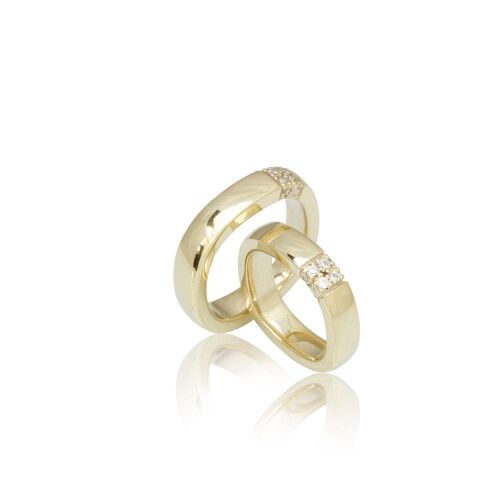 ROMANTIC TOUCH ROMANTIC TOUCH