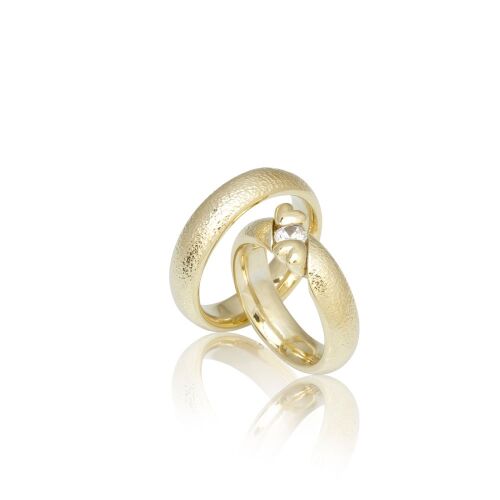 ROYAL CHARM ROYAL CHARM