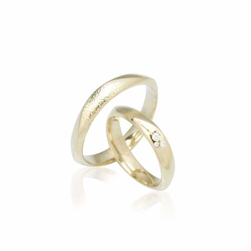 TRADITIONAL ART TRADITIONAL ART