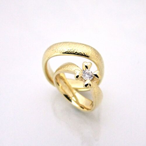 ROYAL HEART ROYAL HEART