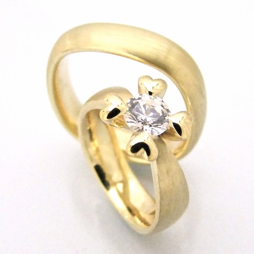 ROYAL HEART ROYAL HEART