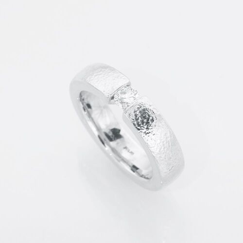 ROMANTIC SQUARE ROMANTIC SQUARE