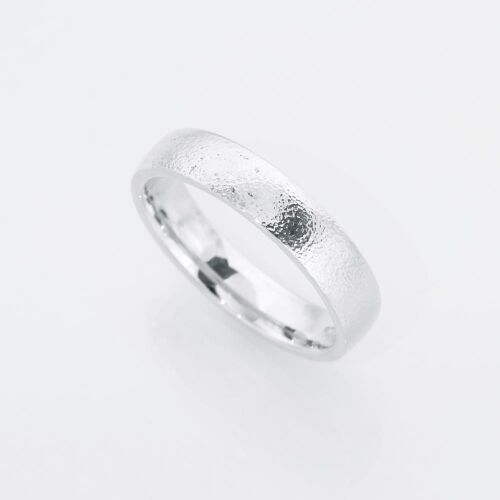 ROMANTIC SQUARE ROMANTIC SQUARE