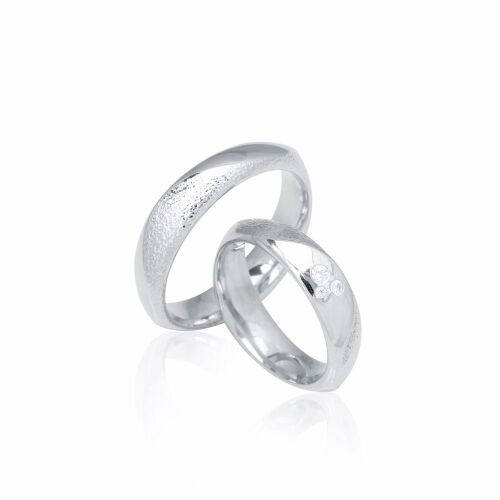 TRADITIONAL ART TRADITIONAL ART