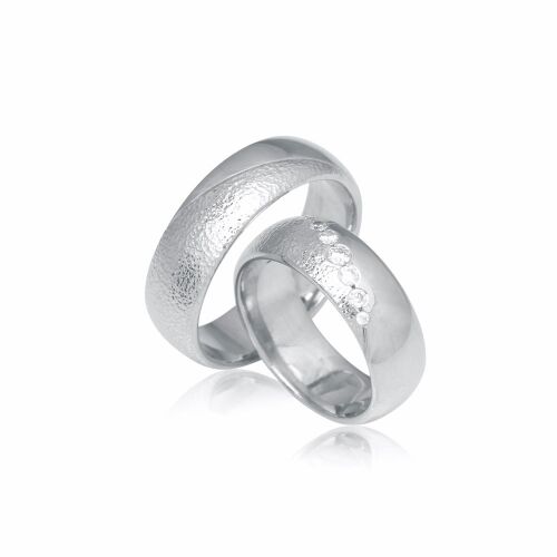 ROMANTIC STYLE ROMANTIC STYLE