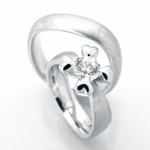 ROYAL HEART ROYAL HEART