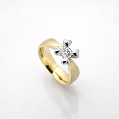 ROYAL HEART ROYAL HEART