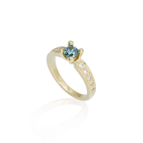 Luxuz - color-Lab. Luxuz - color-Lab.