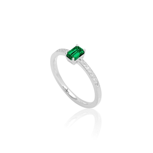 FINE EMERALD CUT-lab. FINE EMERALD CUT-lab.