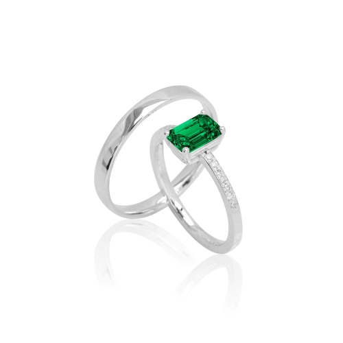 Fine Emerald Cut-lab. Fine Emerald Cut-lab.