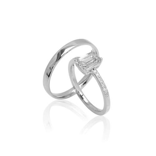 Fine Emerald Cut-lab. Fine Emerald Cut-lab.