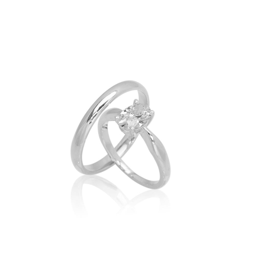 OVAL CUT OVAL CUT