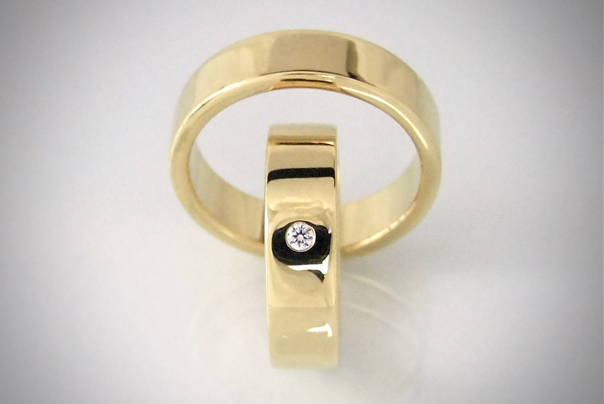 Standard vielsesringe med diamant i 14 karat guld eller hvidguld - Traditional Cubic