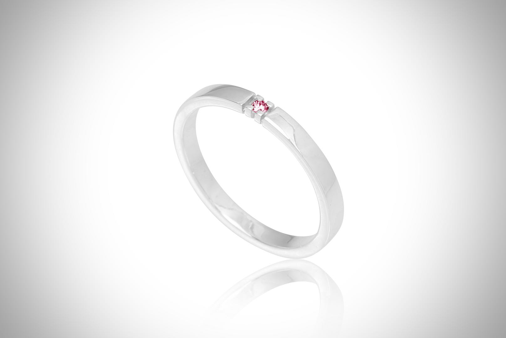 Vielsesringe med lab grown diamanter  - Allianz ring med pink diamant til hende